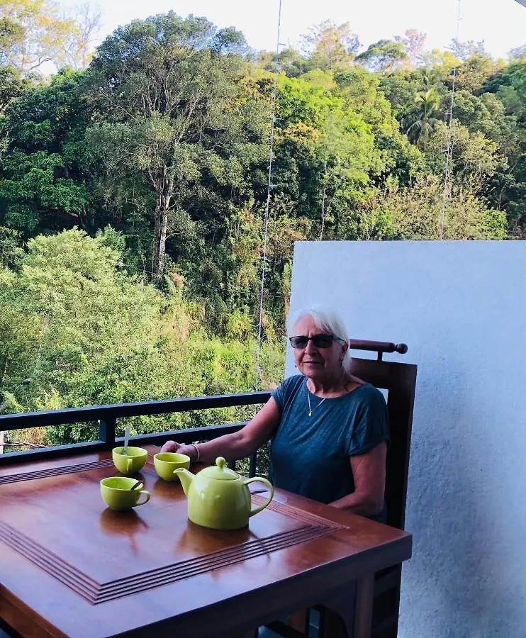 Green Heaven Resort Kandy Hotel